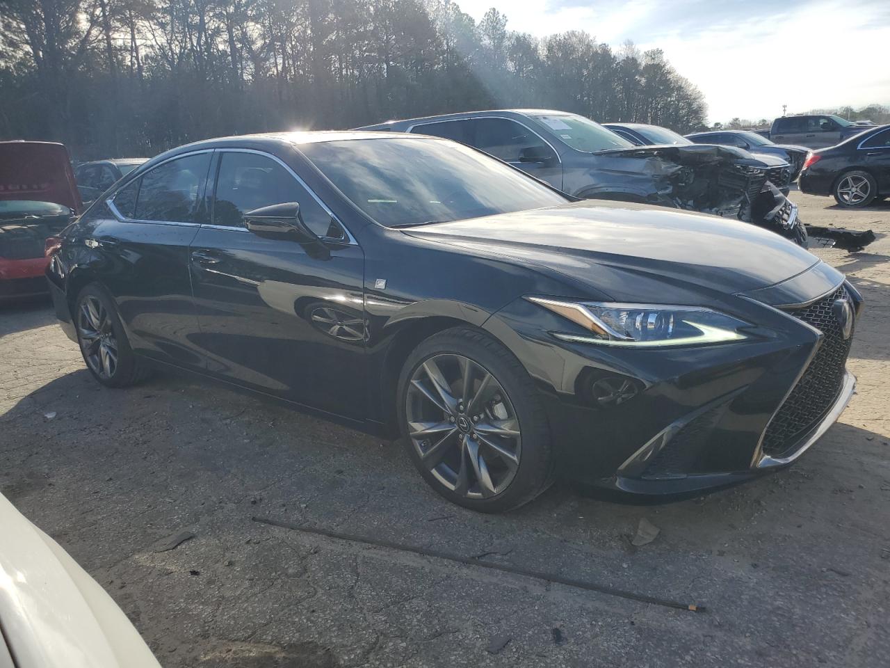 2019 Lexus ES - Image 4
