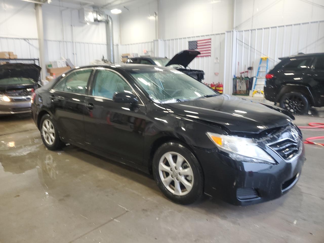 2011 Toyota Camry - Image 4