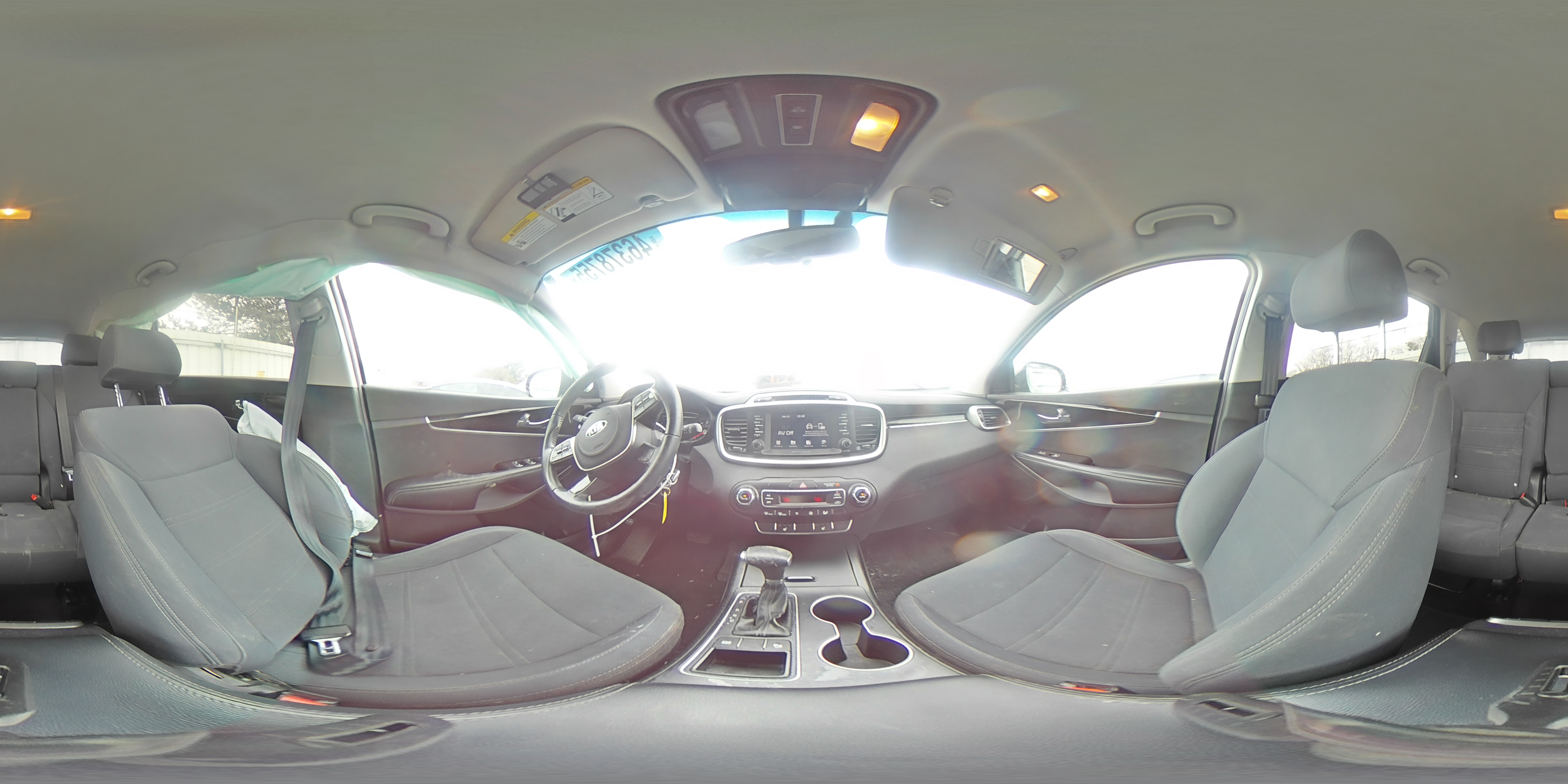 2019 Kia Sorento - Image 14