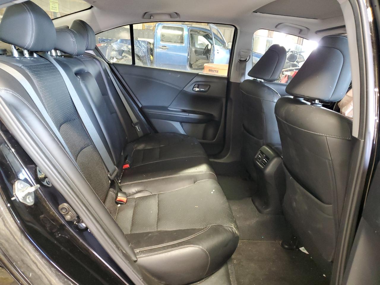 2015 Honda Accord - Image 10