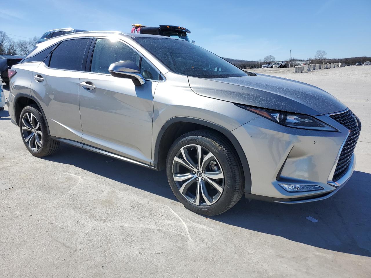 2022 Lexus RX - Image 4