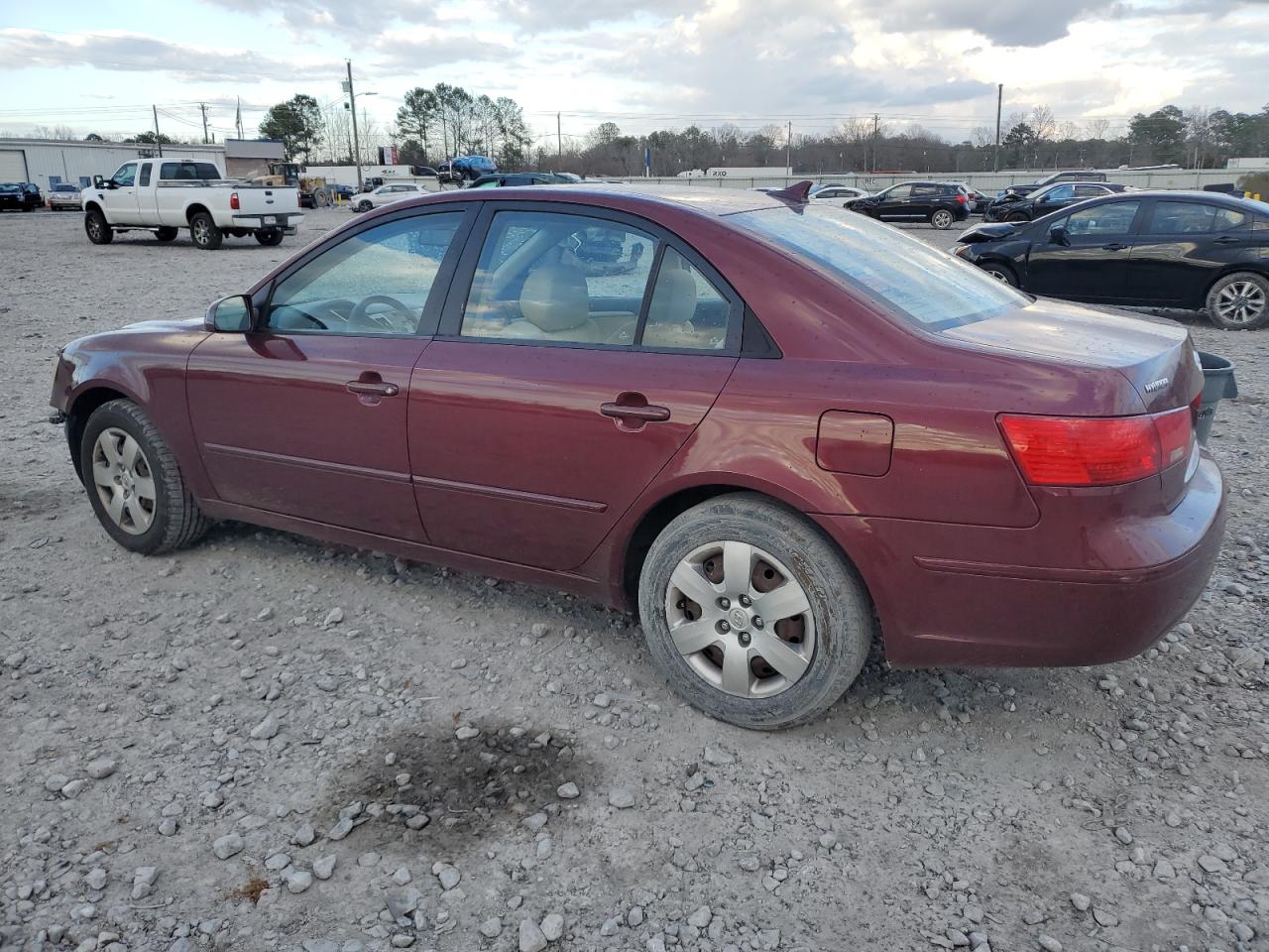 2009 Hyundai Sonata - Image 2