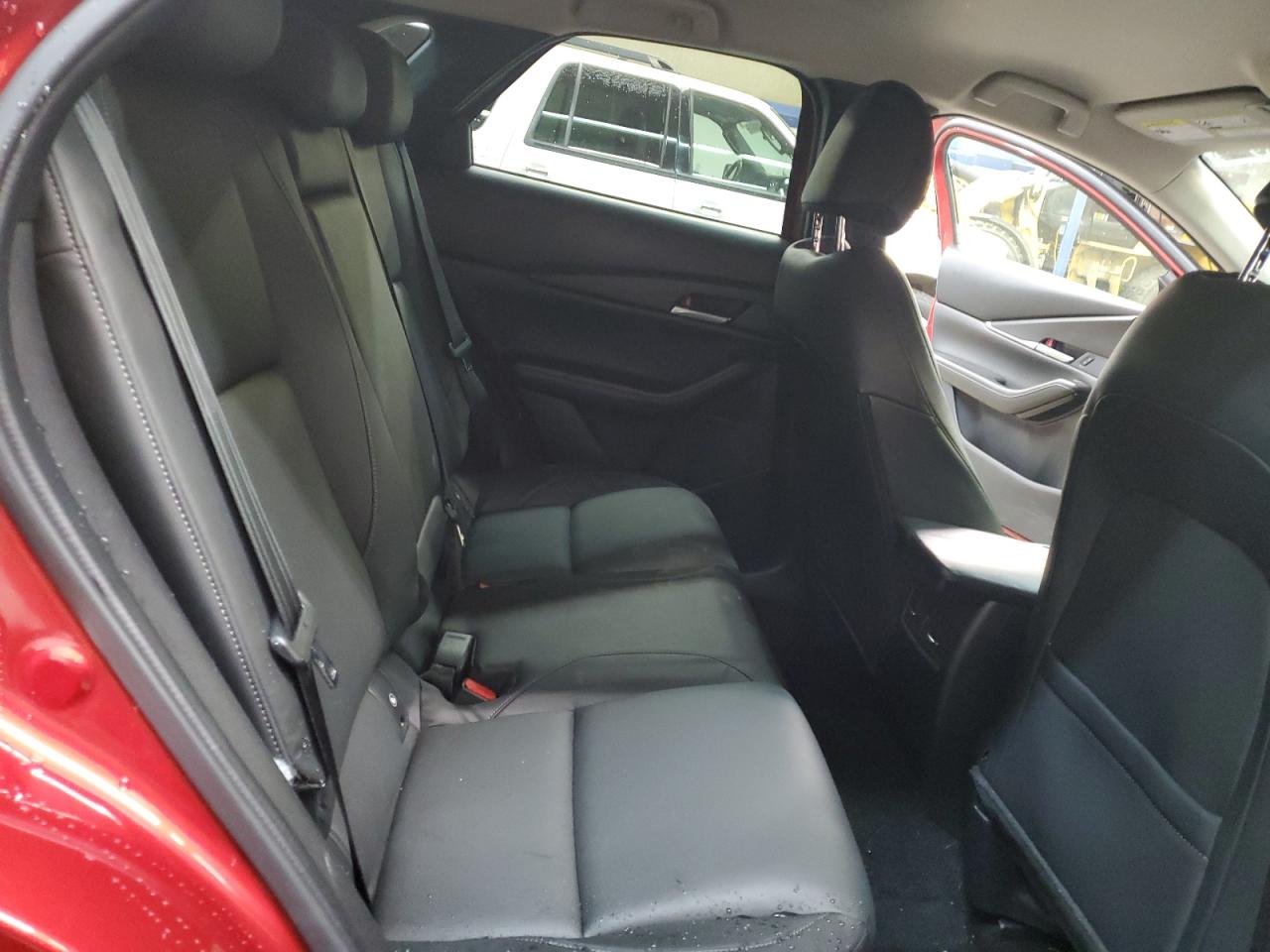 2022 Mazda CX-30 - Image 11