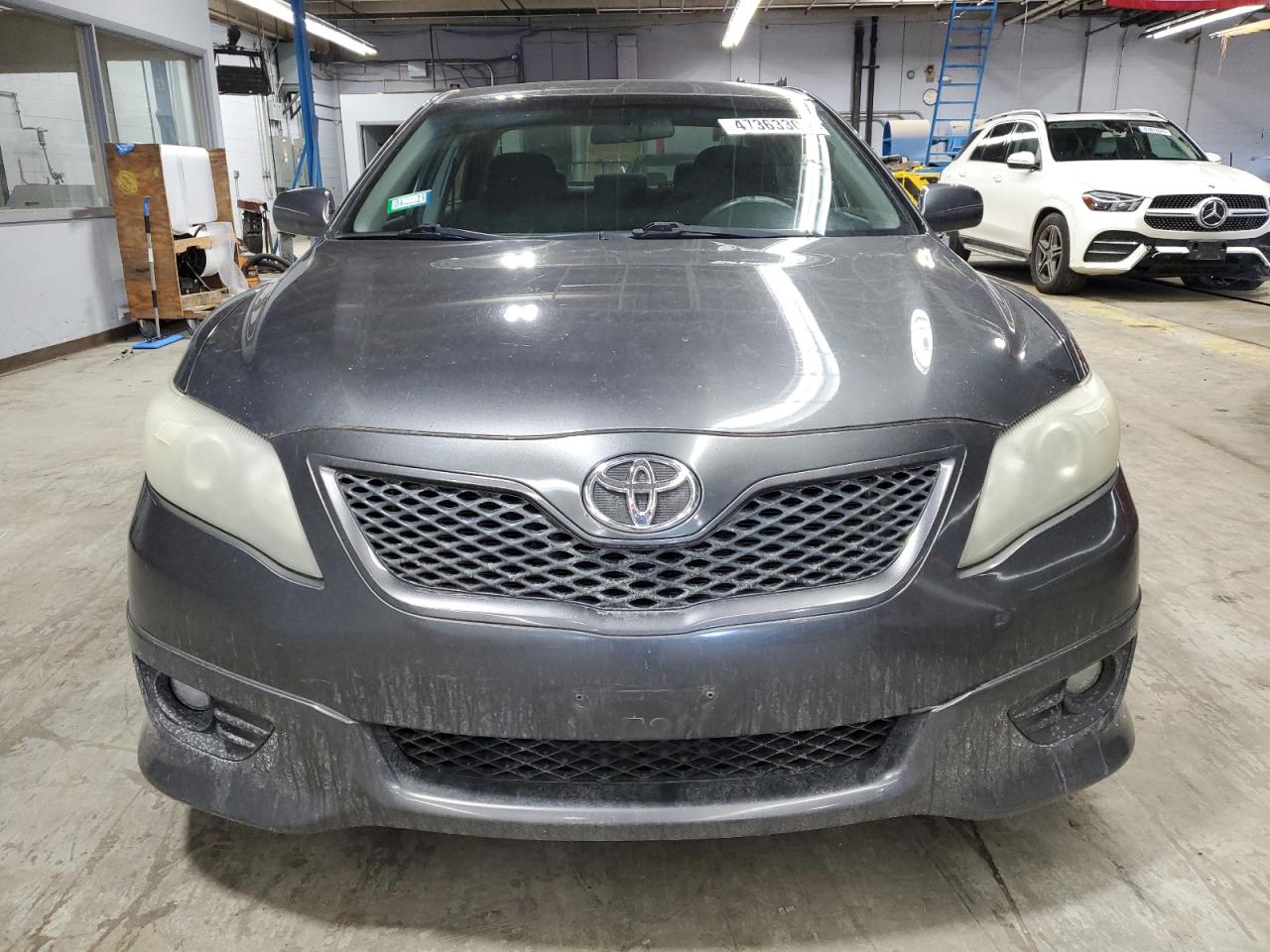 2010 Toyota Camry - Image 5