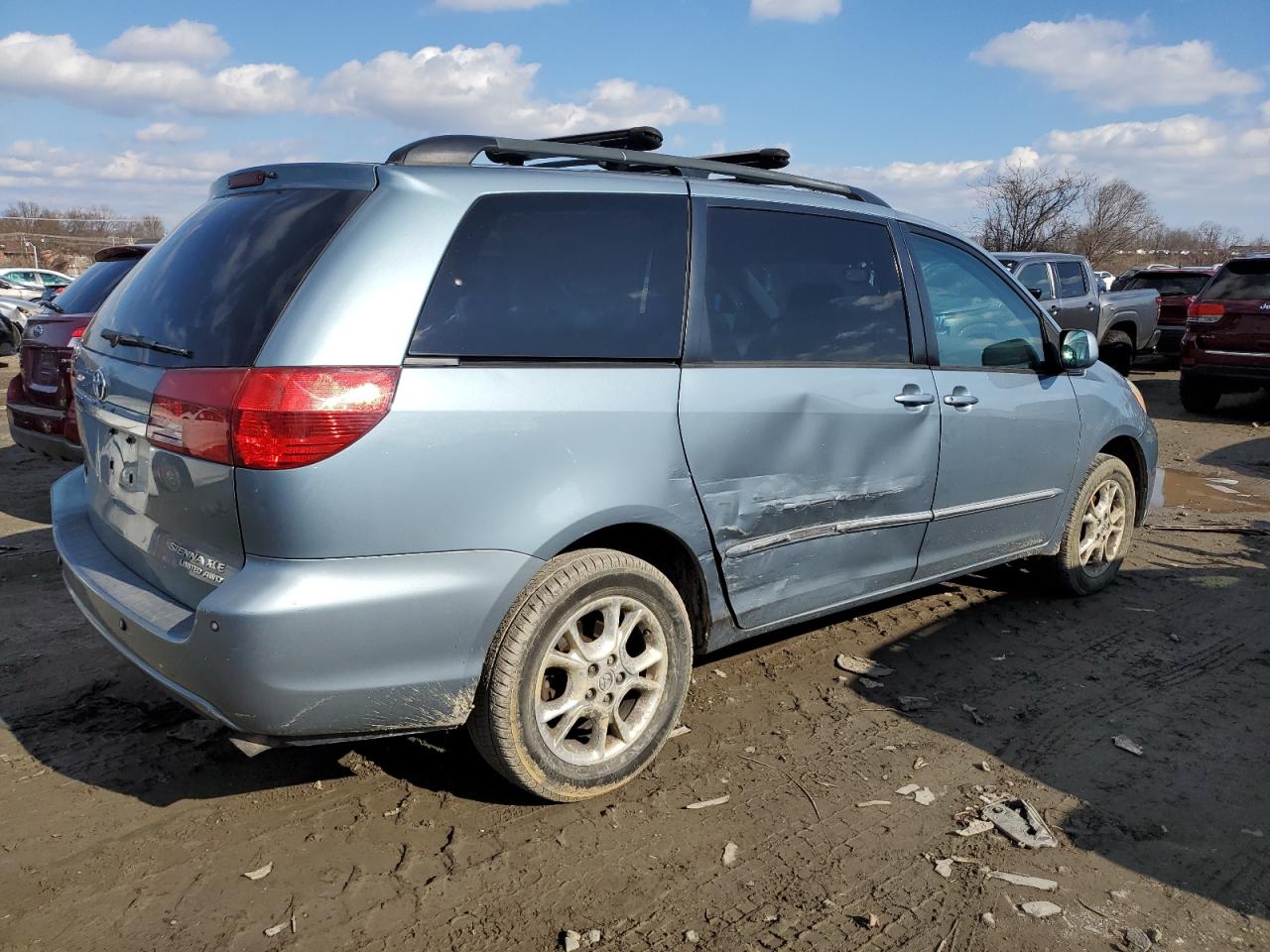 2005 Toyota Sienna - Image 3