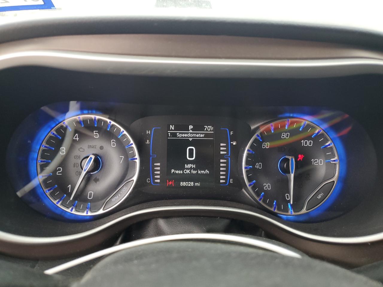 2020 Chrysler Voyager - Image 9