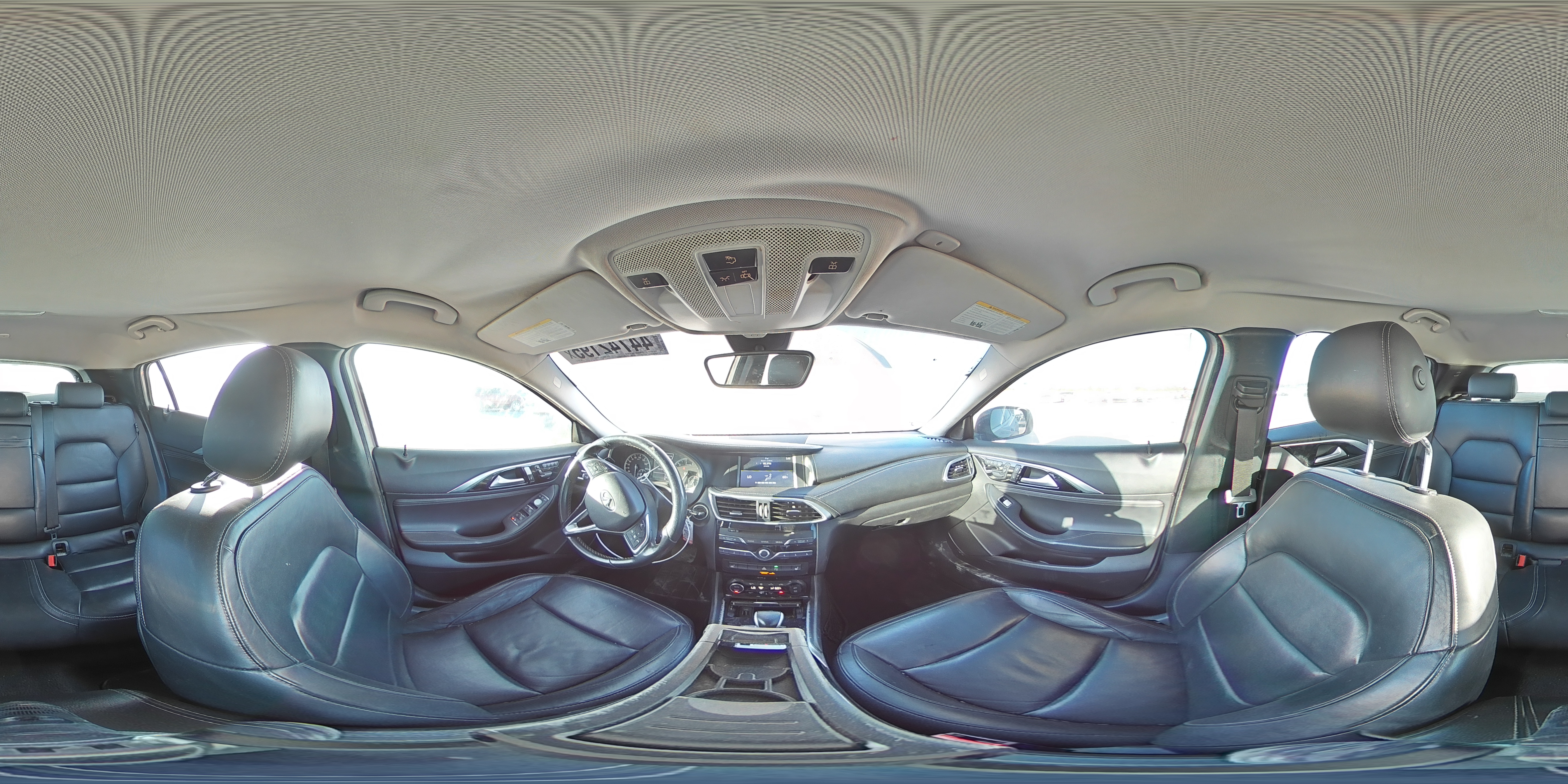 2017 Infiniti QX30 - Image 13