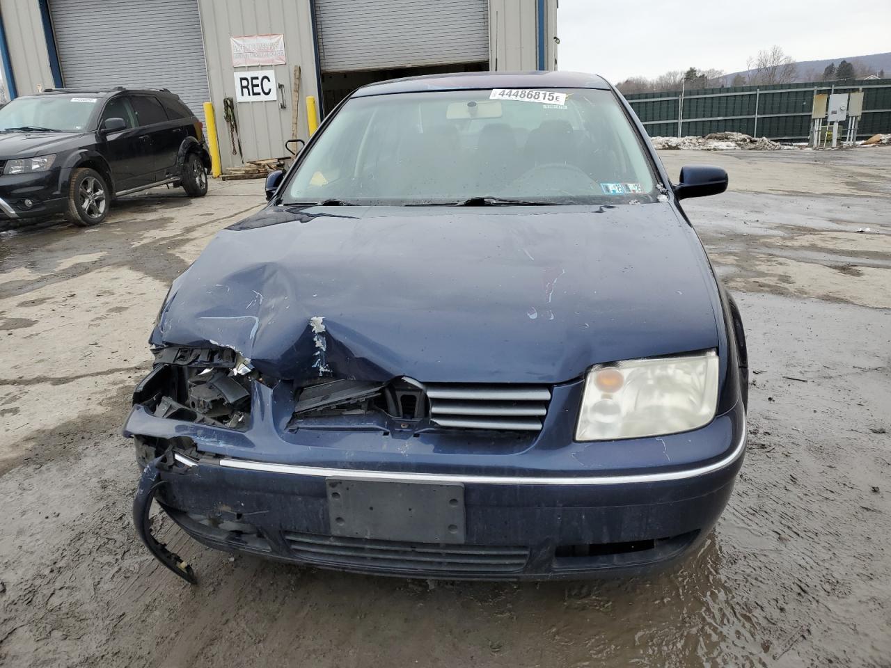 2004 Volkswagen Jetta - Image 5