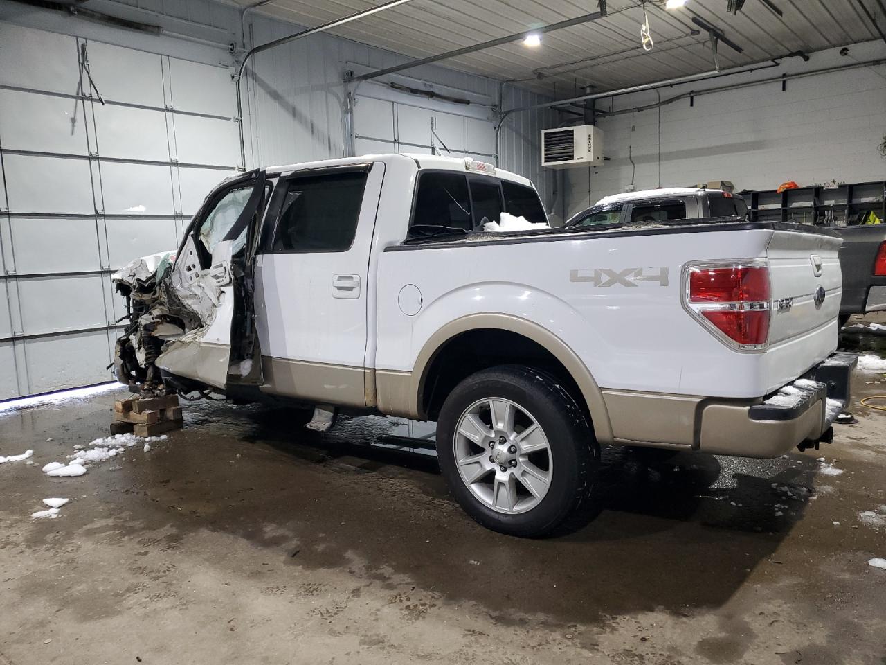 2010 Ford F-150 - Image 2