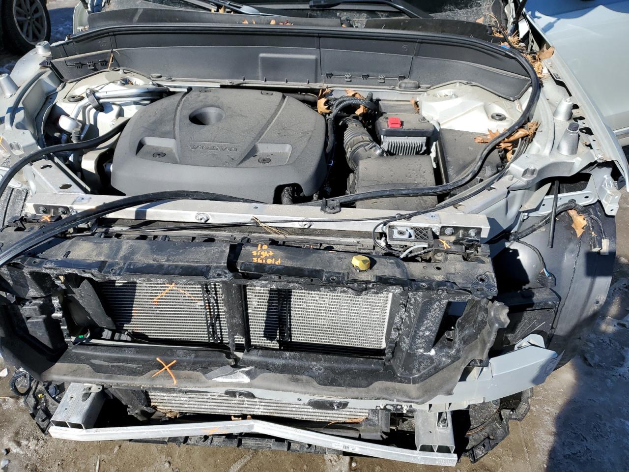 2021 Volvo XC90 - Image 12