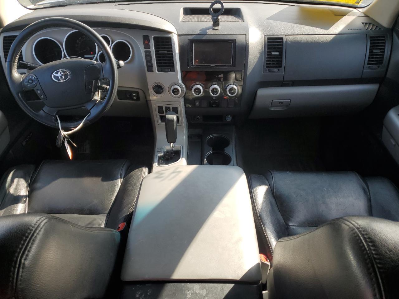 2008 Toyota Sequoia - Image 8