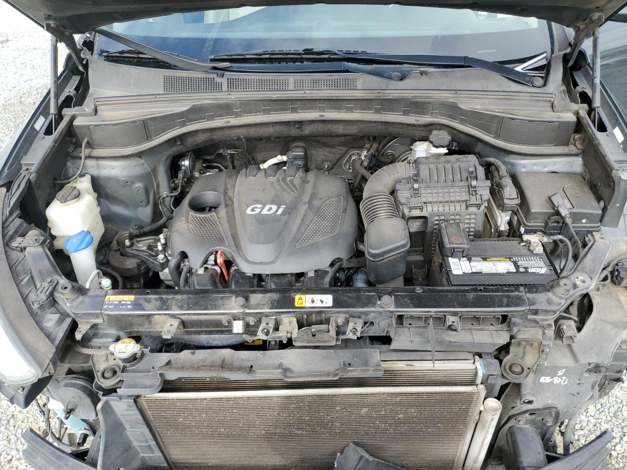 2013 Hyundai Santa Fe - Image 11