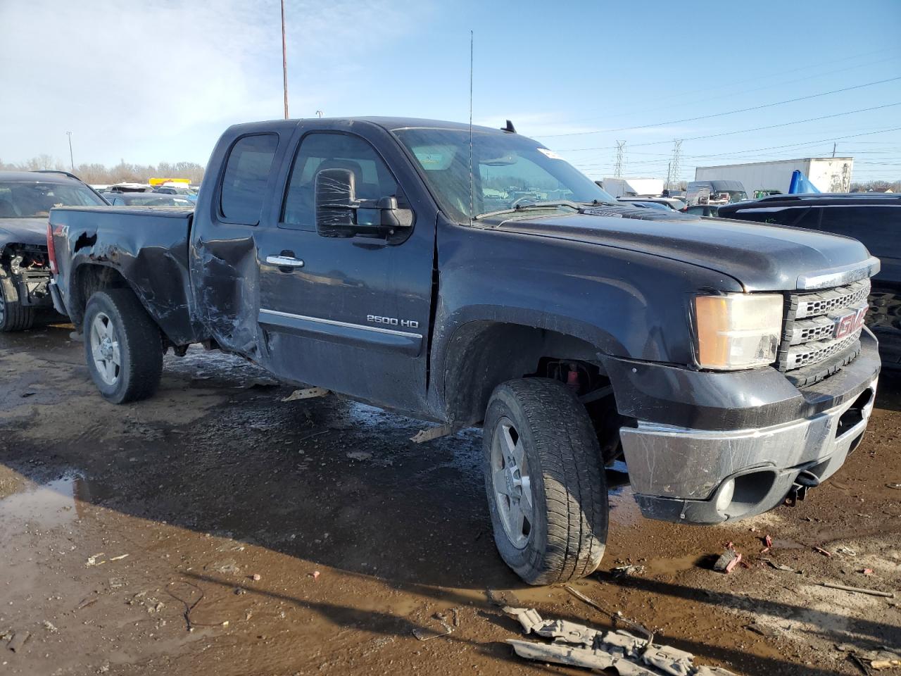2013 GMC Sierra - Image 4