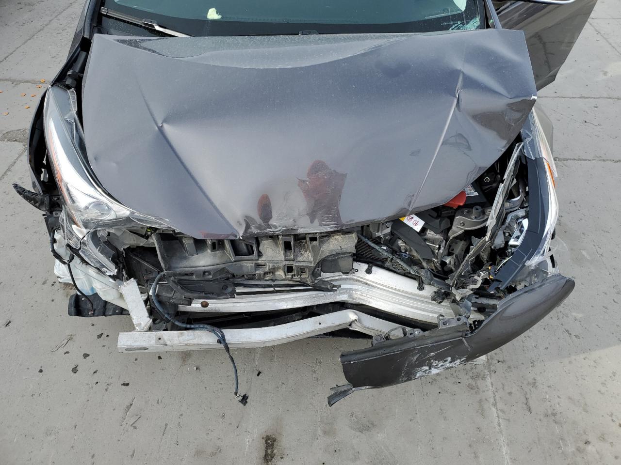 2016 Toyota Prius - Image 11