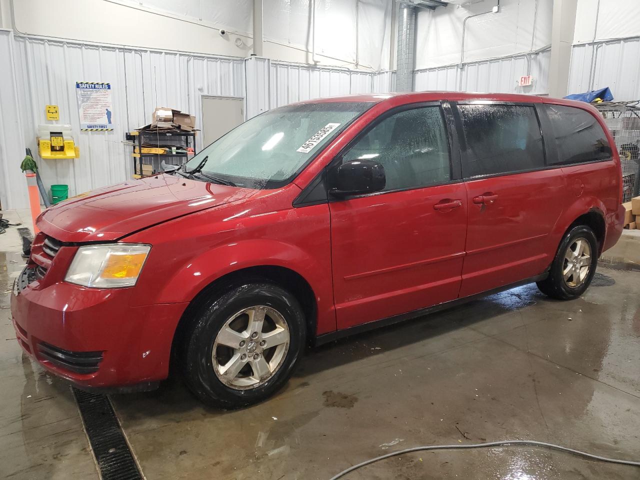 2009 Dodge Caravan - Image 1