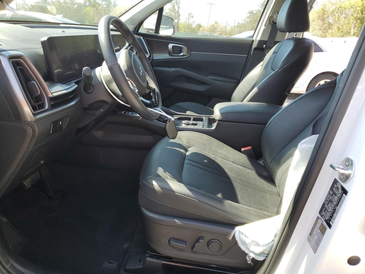 2024 Kia Sorento - Image 7