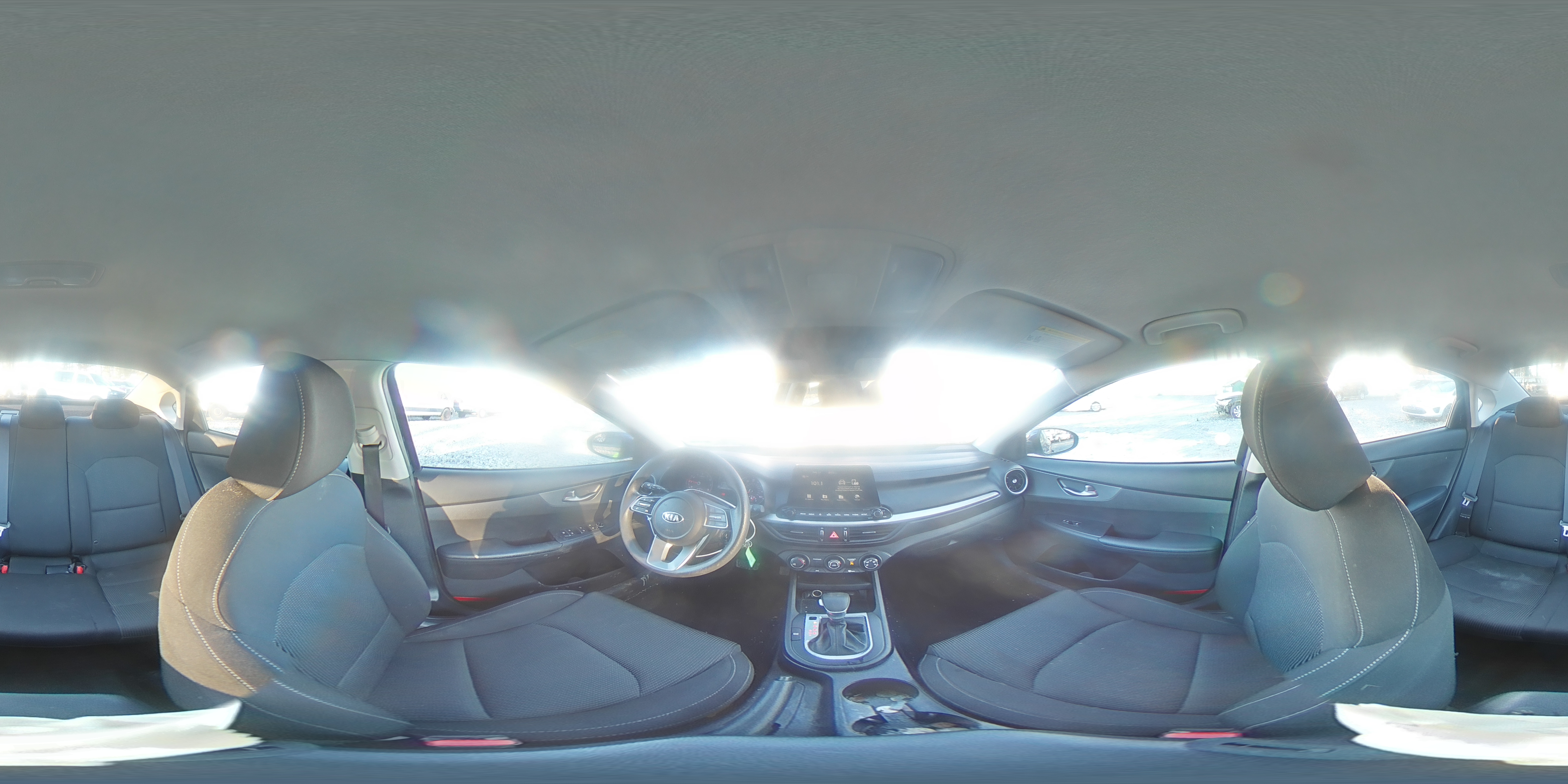 2021 Kia Forte - Image 12