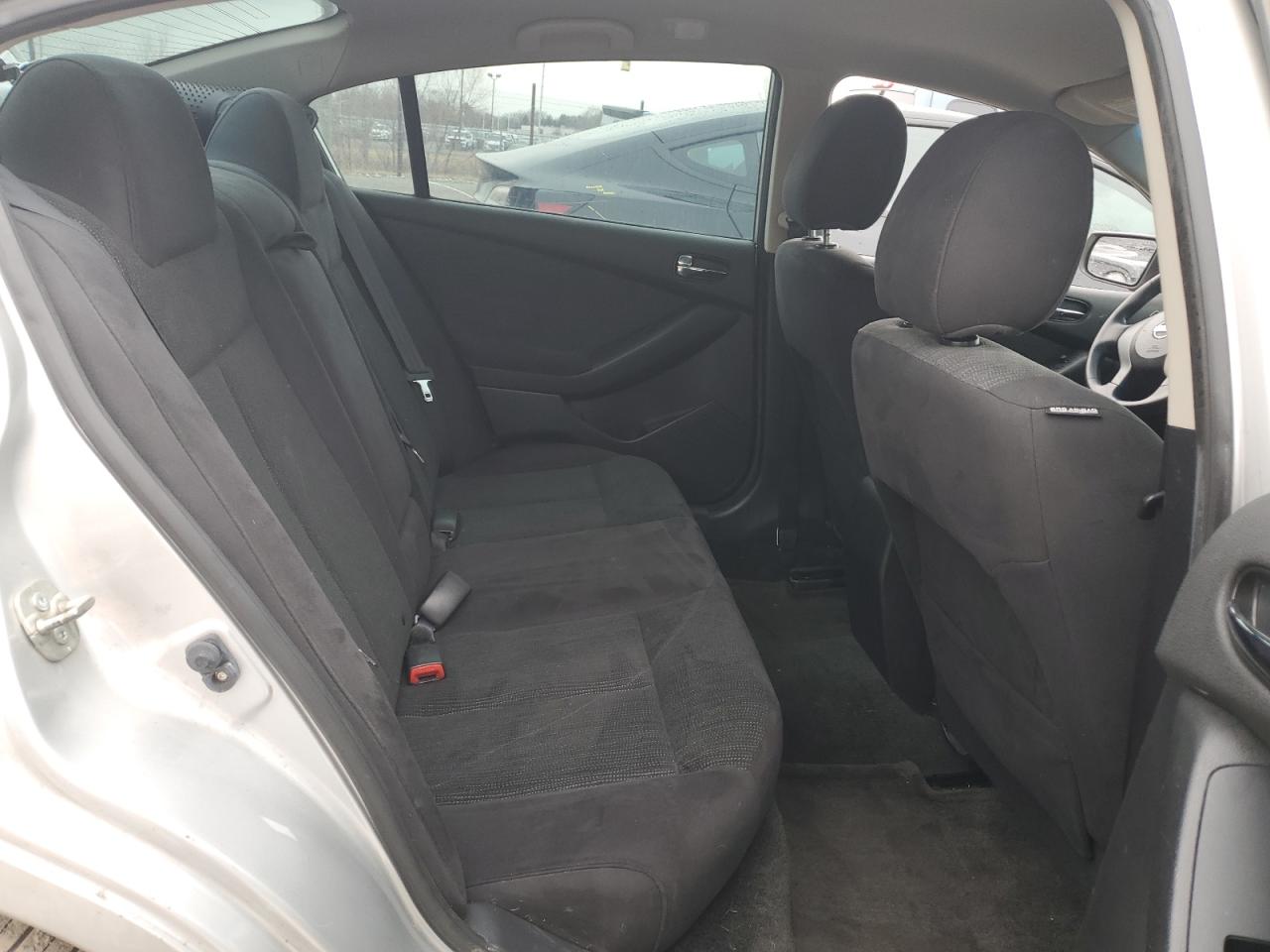2012 Nissan Altima - Image 11