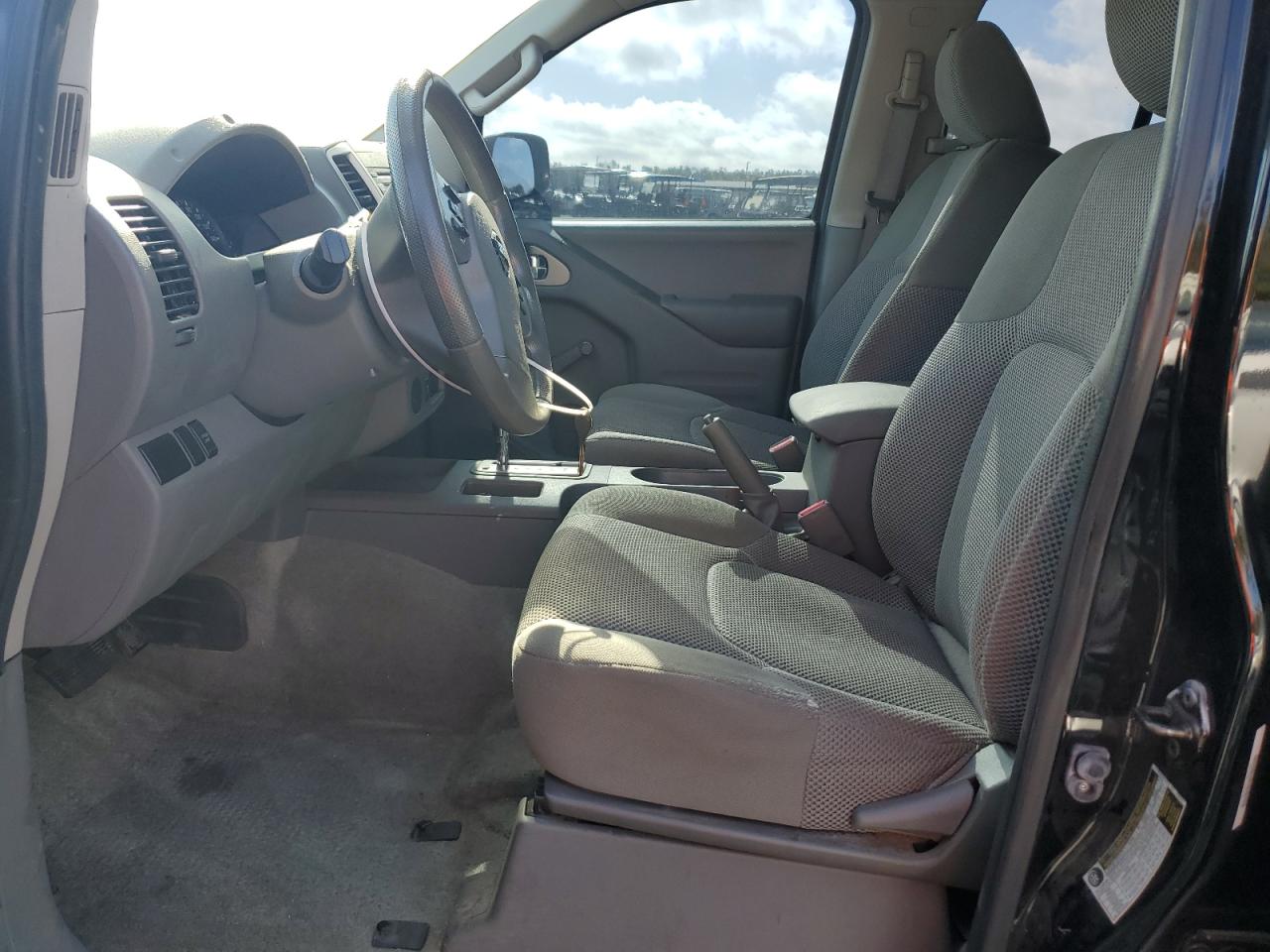 2015 Nissan Navara (Frontier) - Image 7