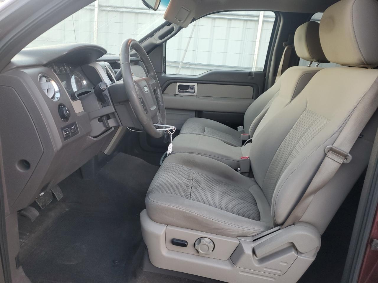 2009 Ford F-150 - Image 7
