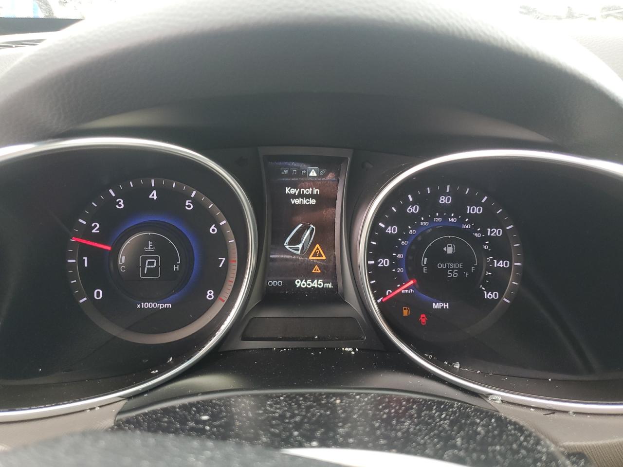 2015 Hyundai Santa Fe - Image 9