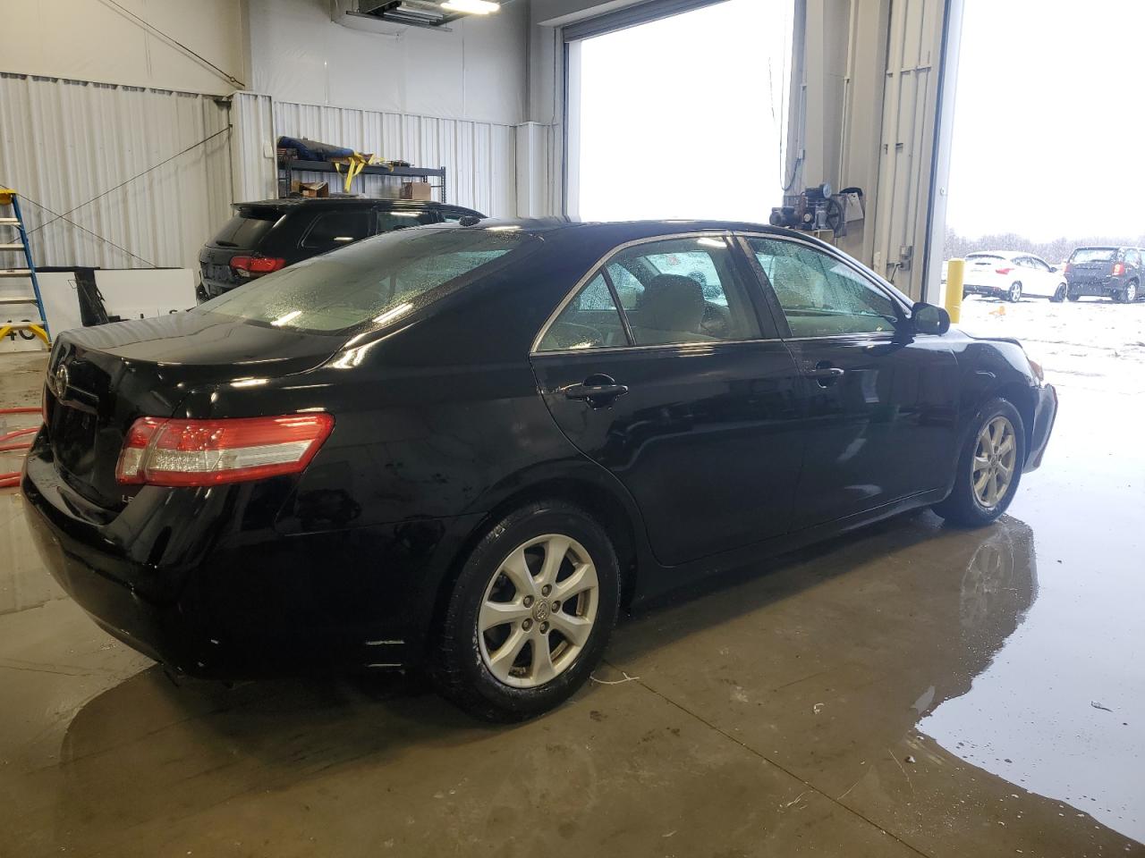 2011 Toyota Camry - Image 3