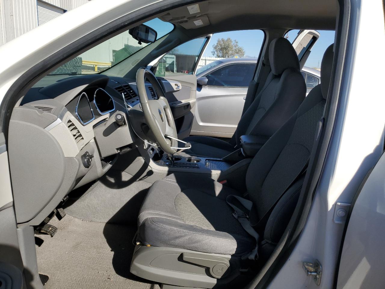 2011 Chevrolet Traverse - Image 7