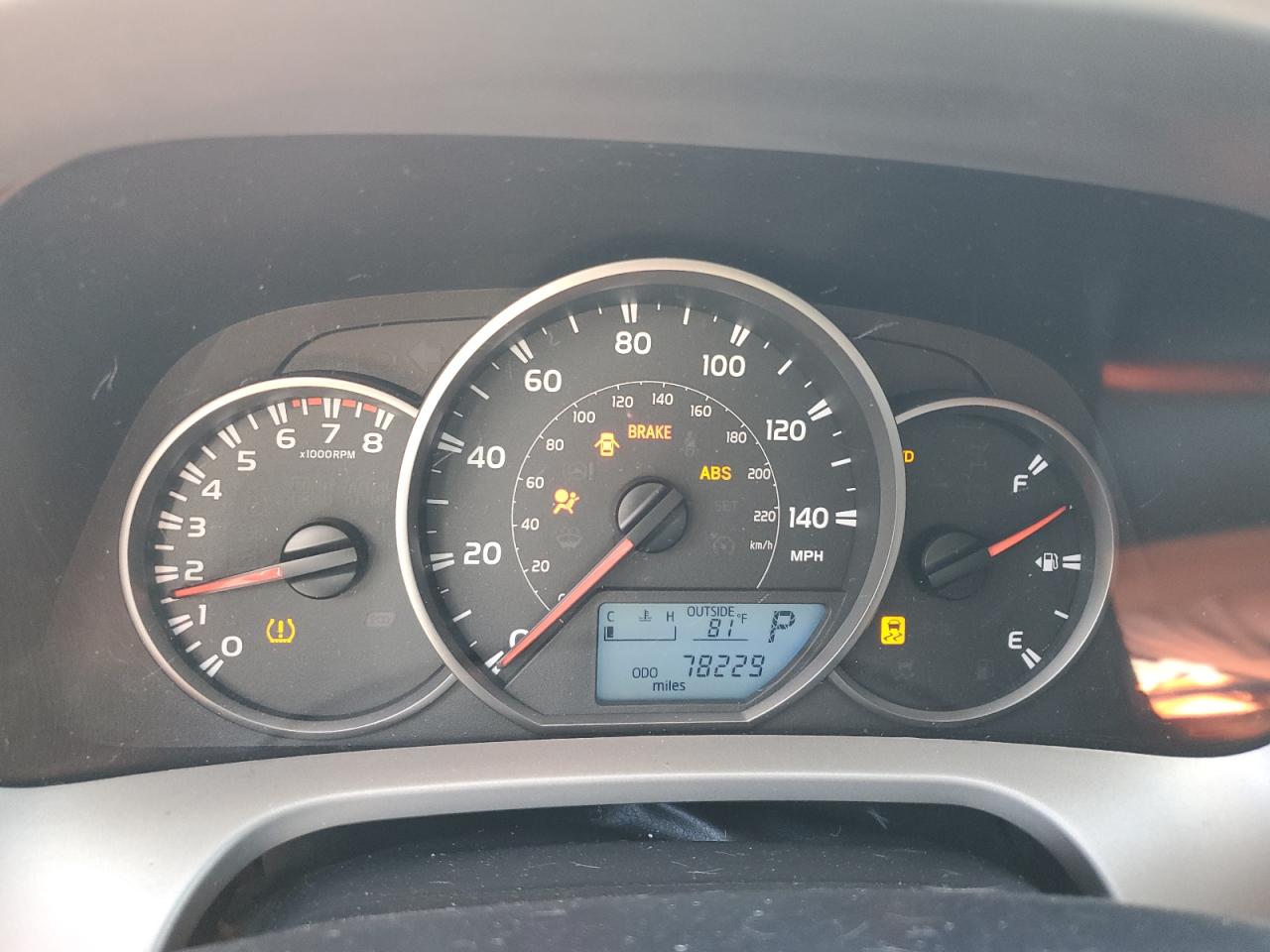 2016 Toyota RAV 4 - Image 9