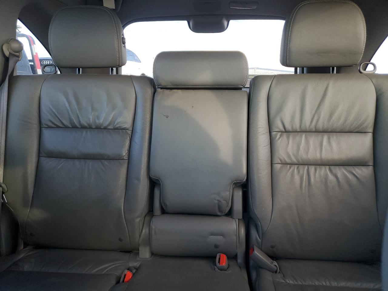 2010 Honda CR-V - Image 10