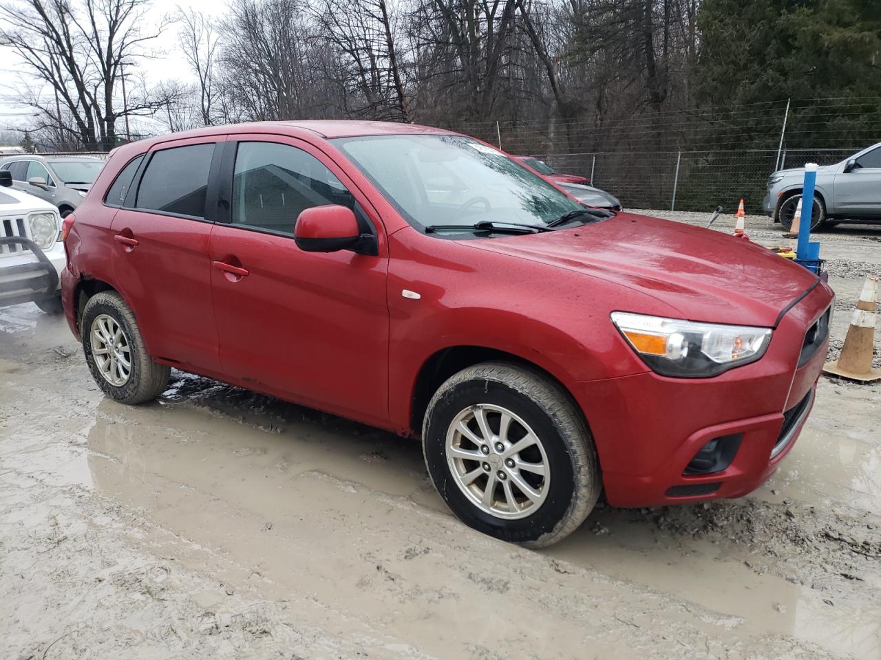 2012 Mitsubishi Outlander - Image 4