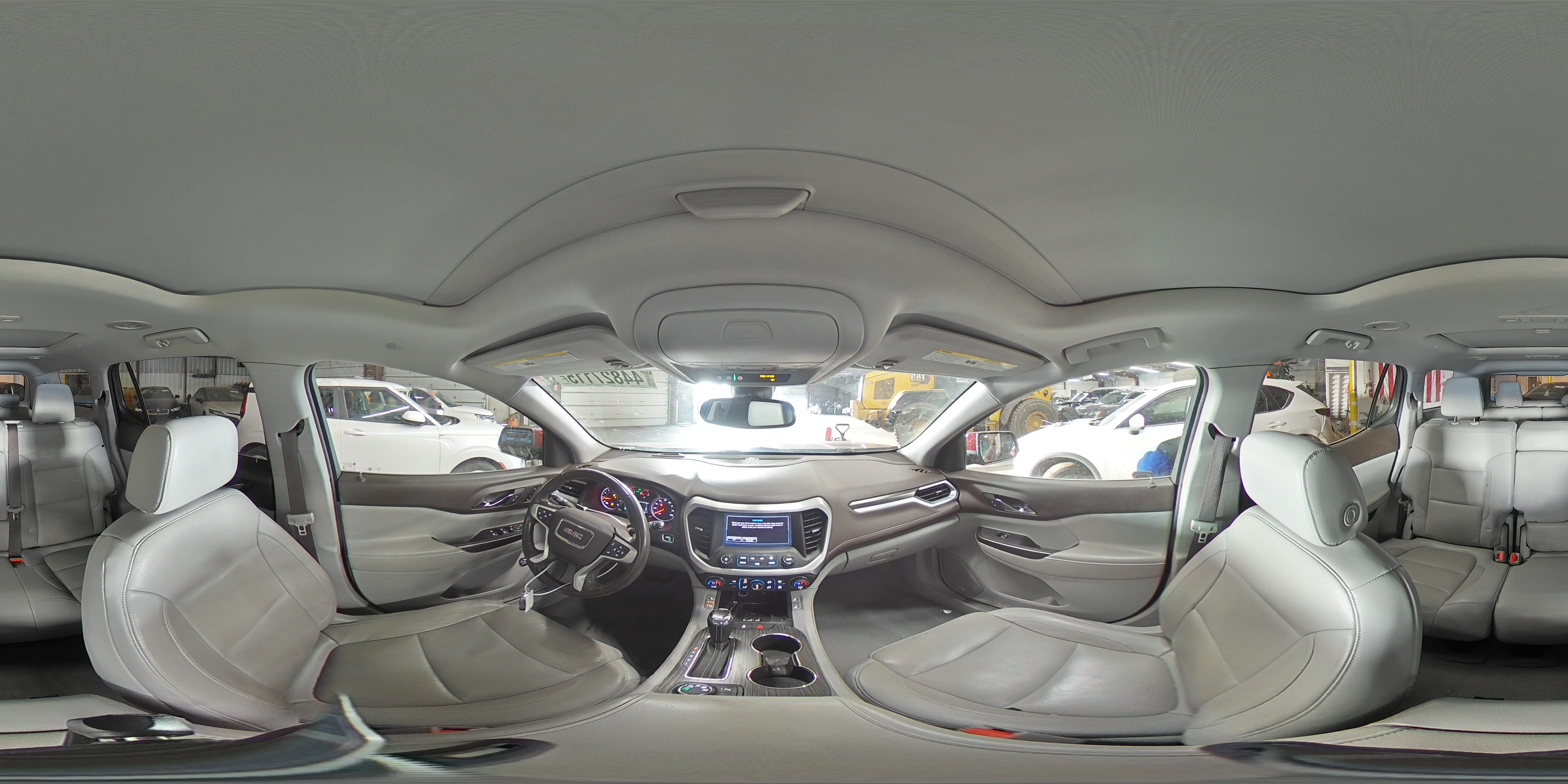 2018 GMC Acadia - Image 13