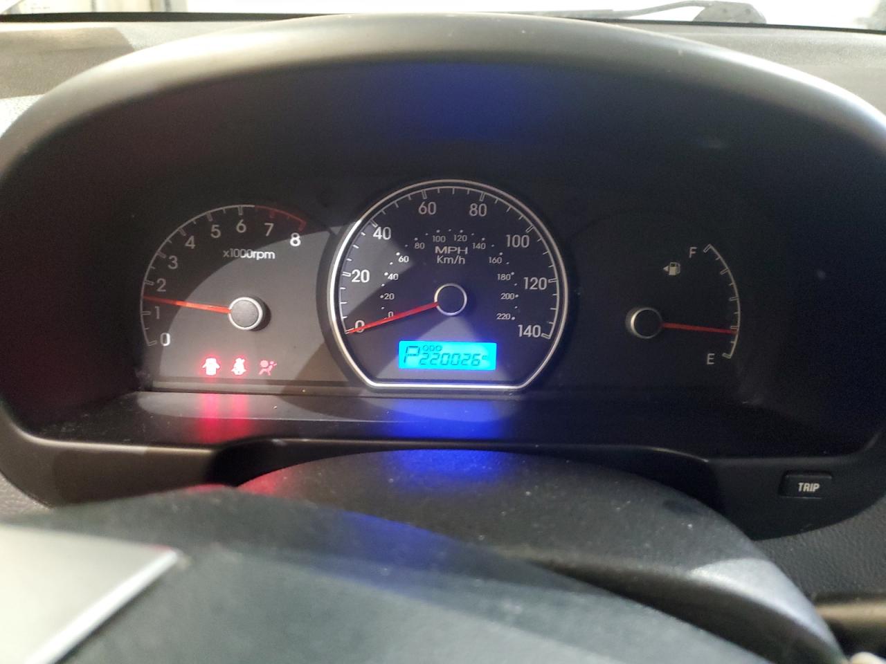 2010 Hyundai Elantra - Image 9