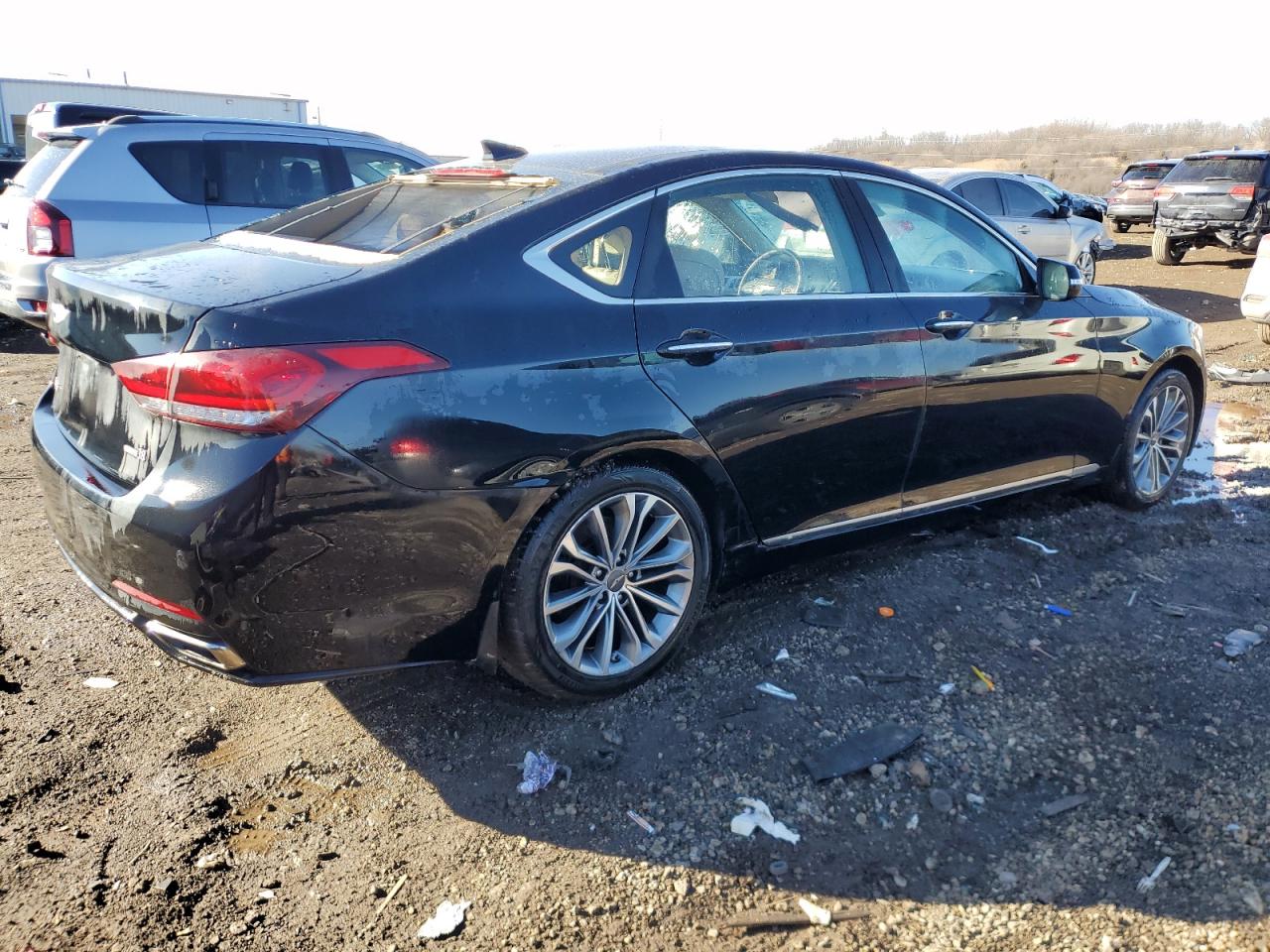 2016 Hyundai Genesis - Image 3