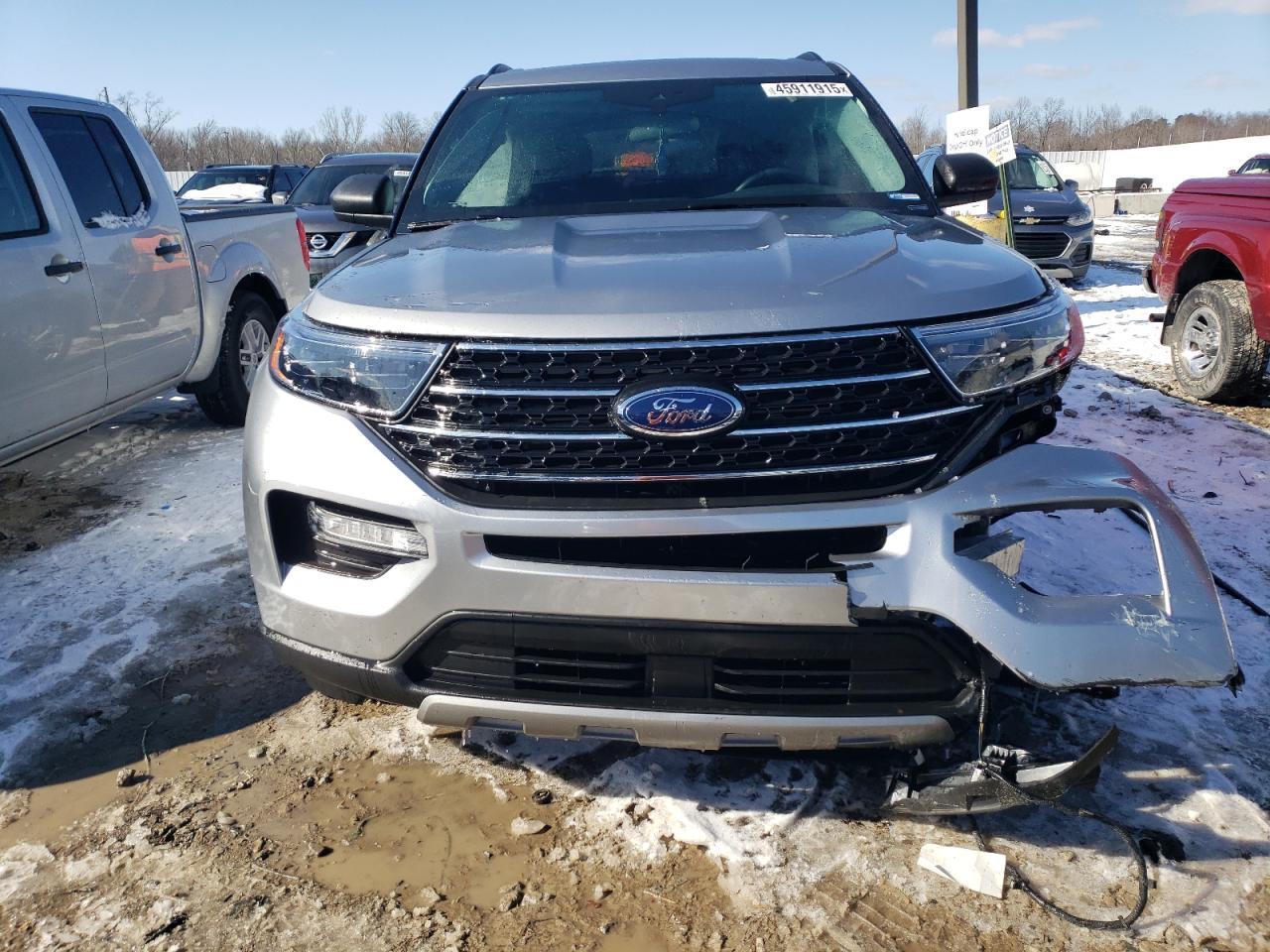 2023 Ford Explorer - Image 5