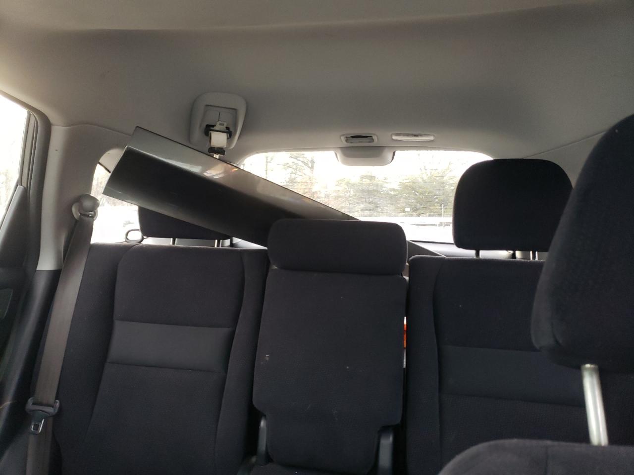 2010 Honda CR-V - Image 10