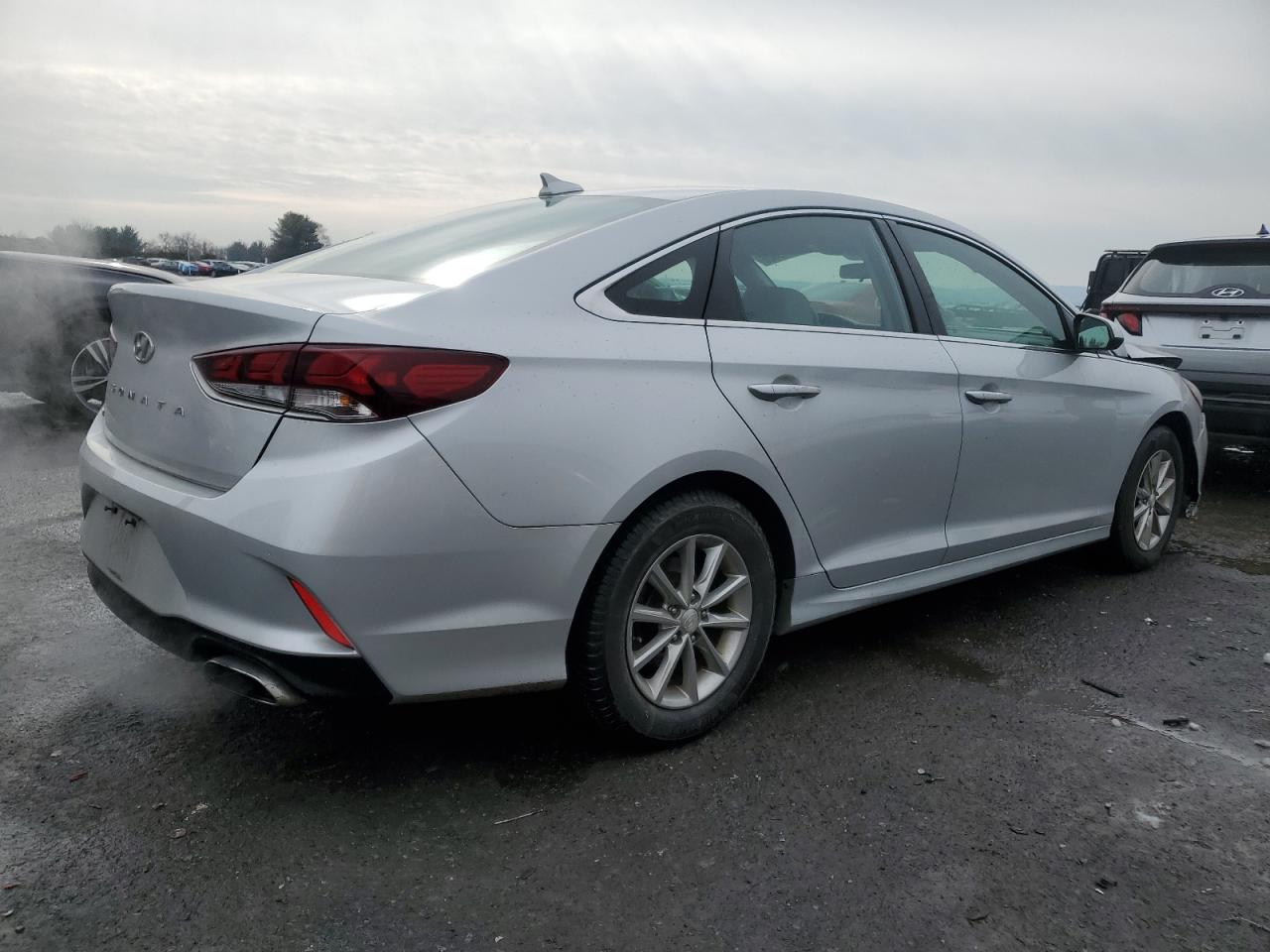 2018 Hyundai Sonata - Image 3