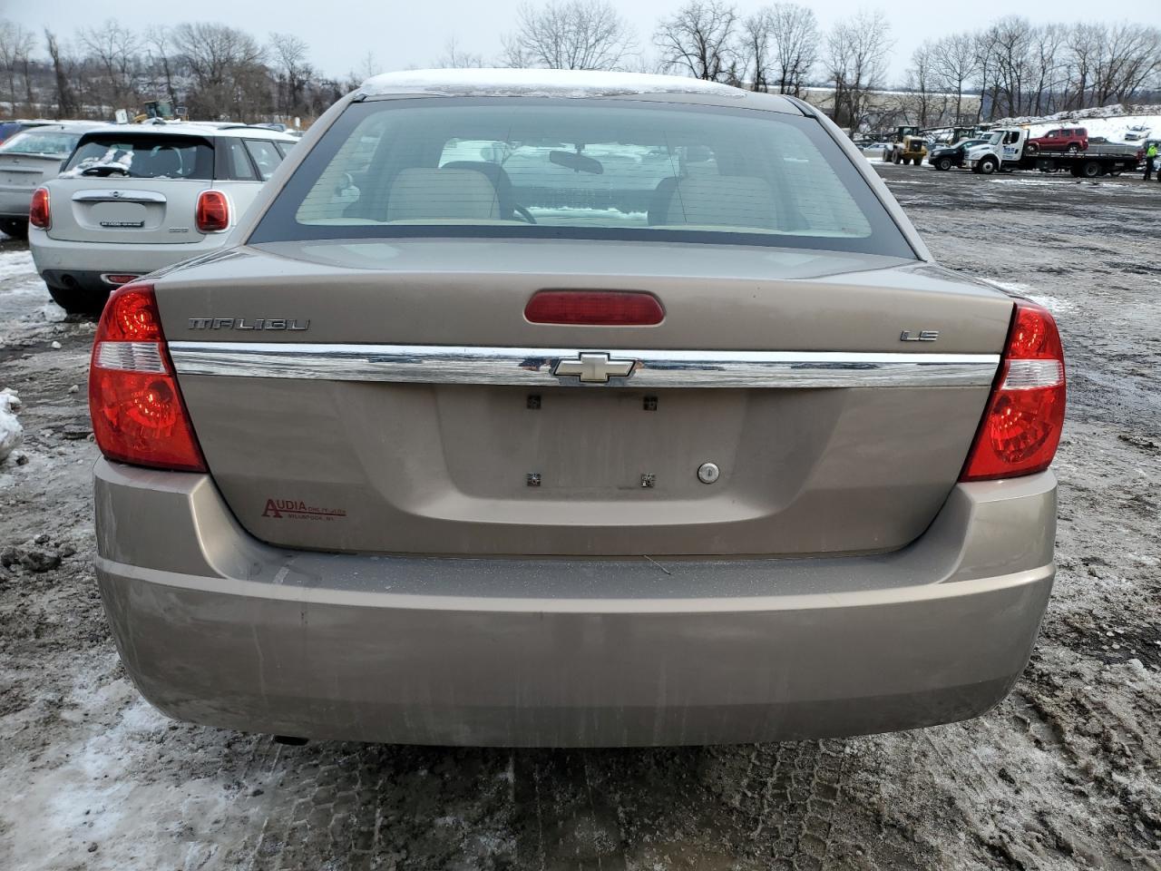 2008 Chevrolet Malibu - Image 6