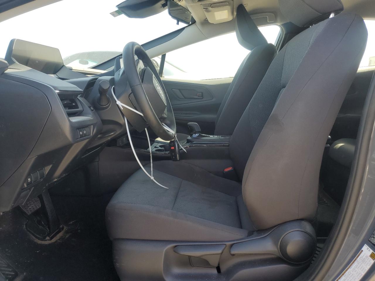 2024 Toyota Prius - Image 7