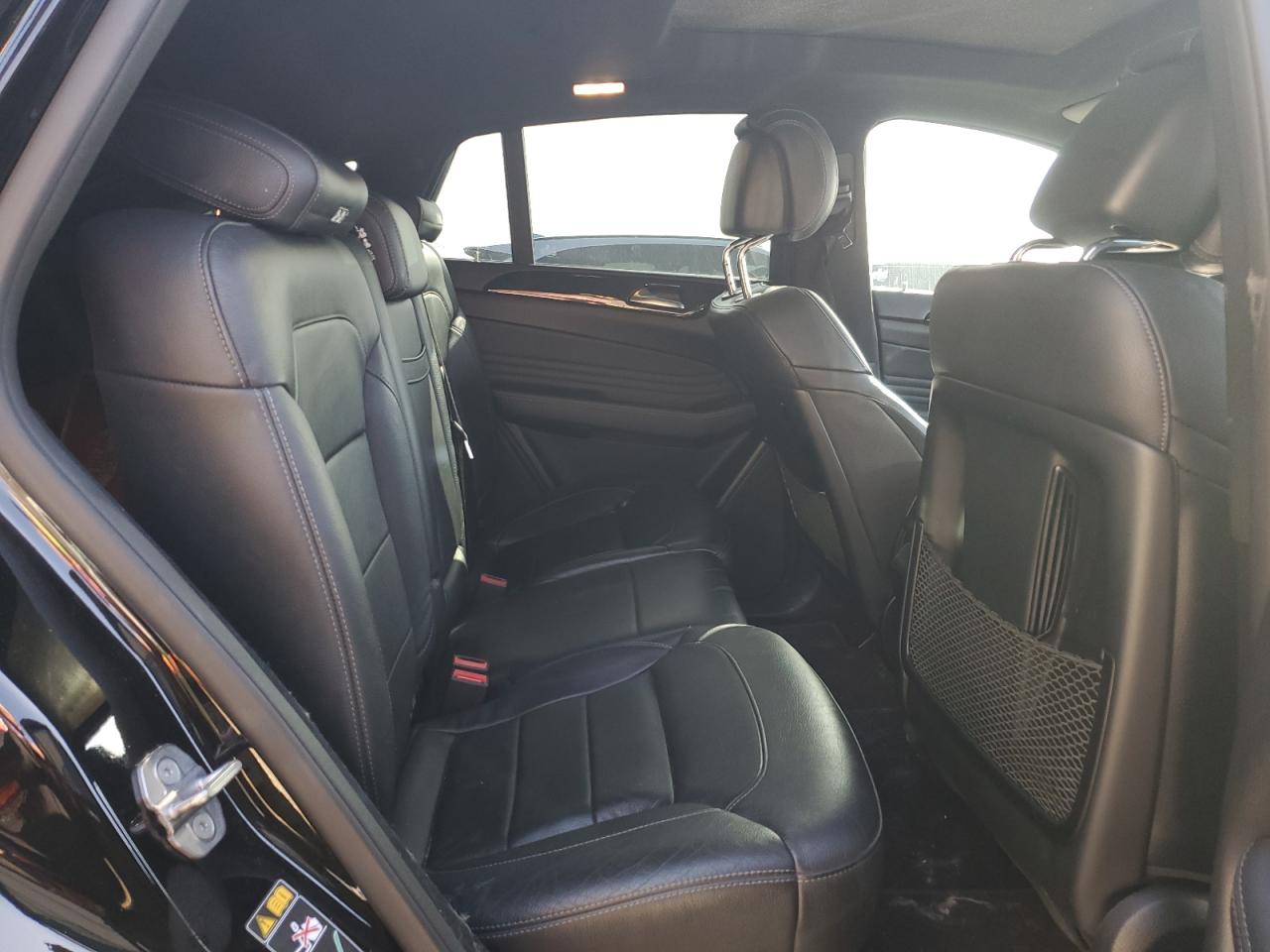 2018 Mercedes-Benz GLE - Image 10