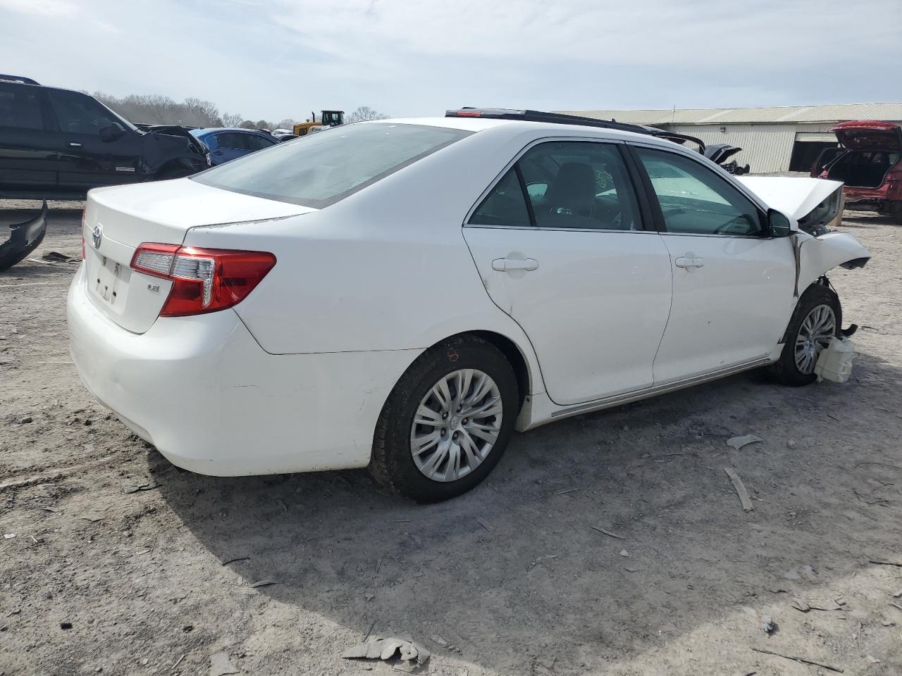 2014 Toyota Camry - Image 3