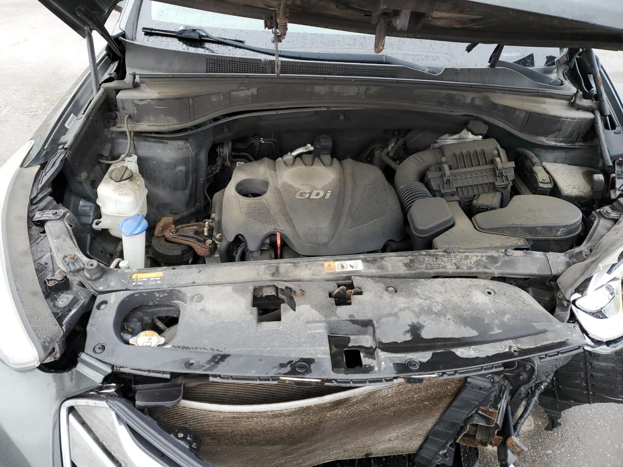 2014 Hyundai Santa Fe - Image 12