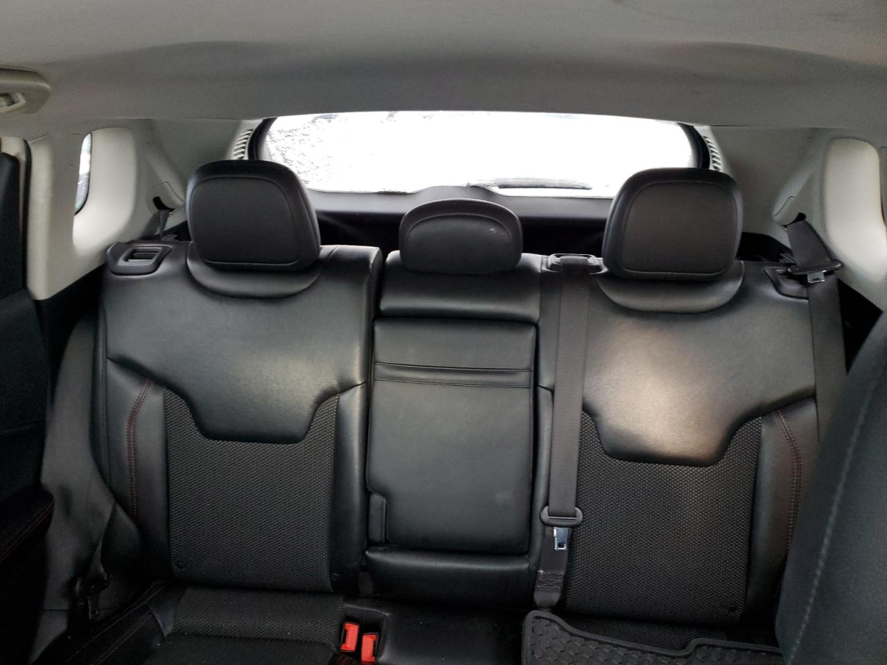 2018 Jeep Compass - Image 10