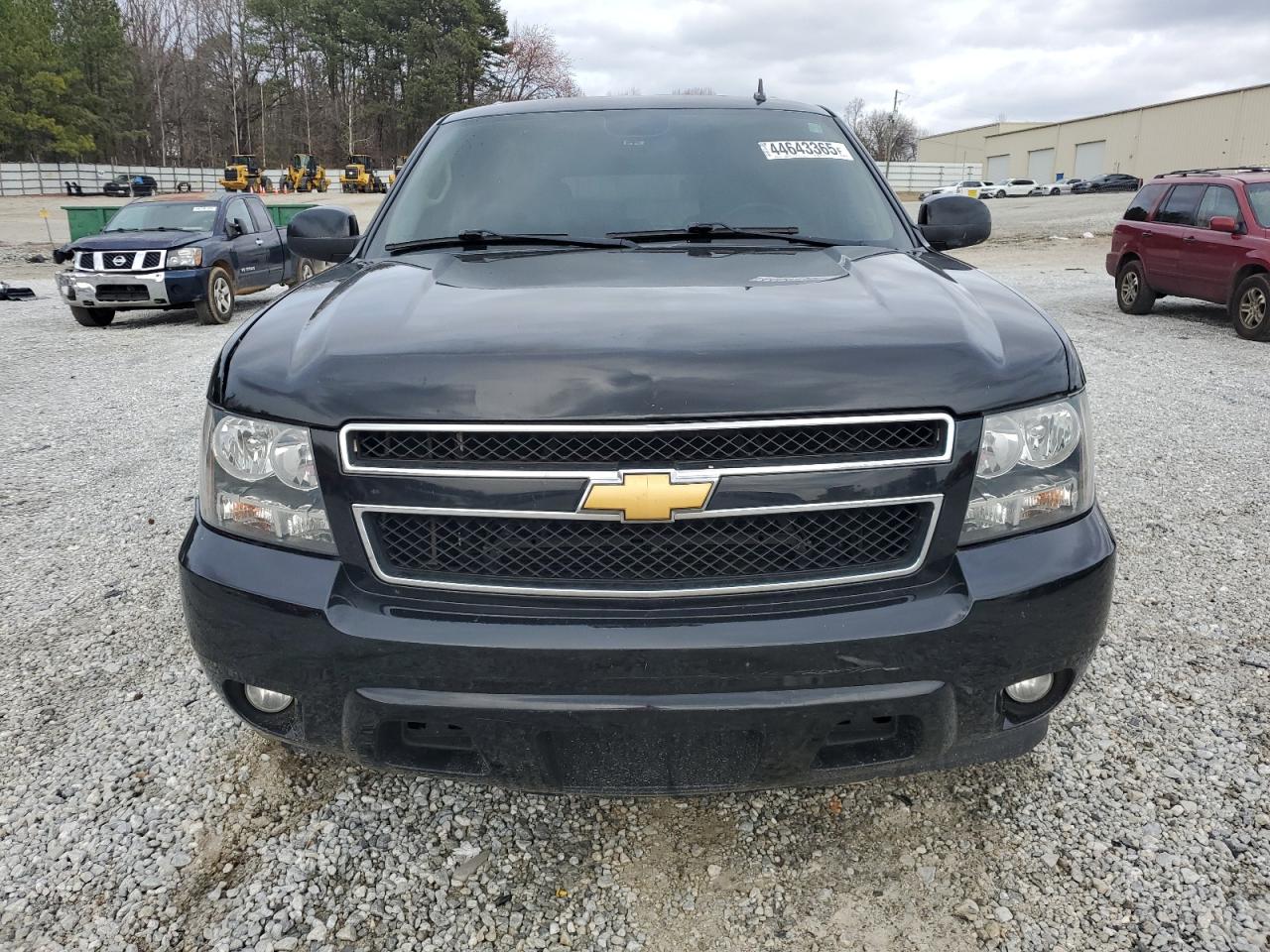 2013 Chevrolet Suburban - Image 5