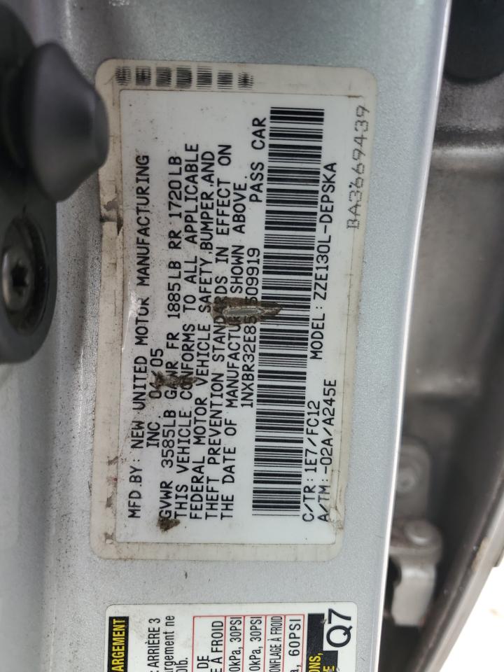 2005 Toyota Corolla - Image 12