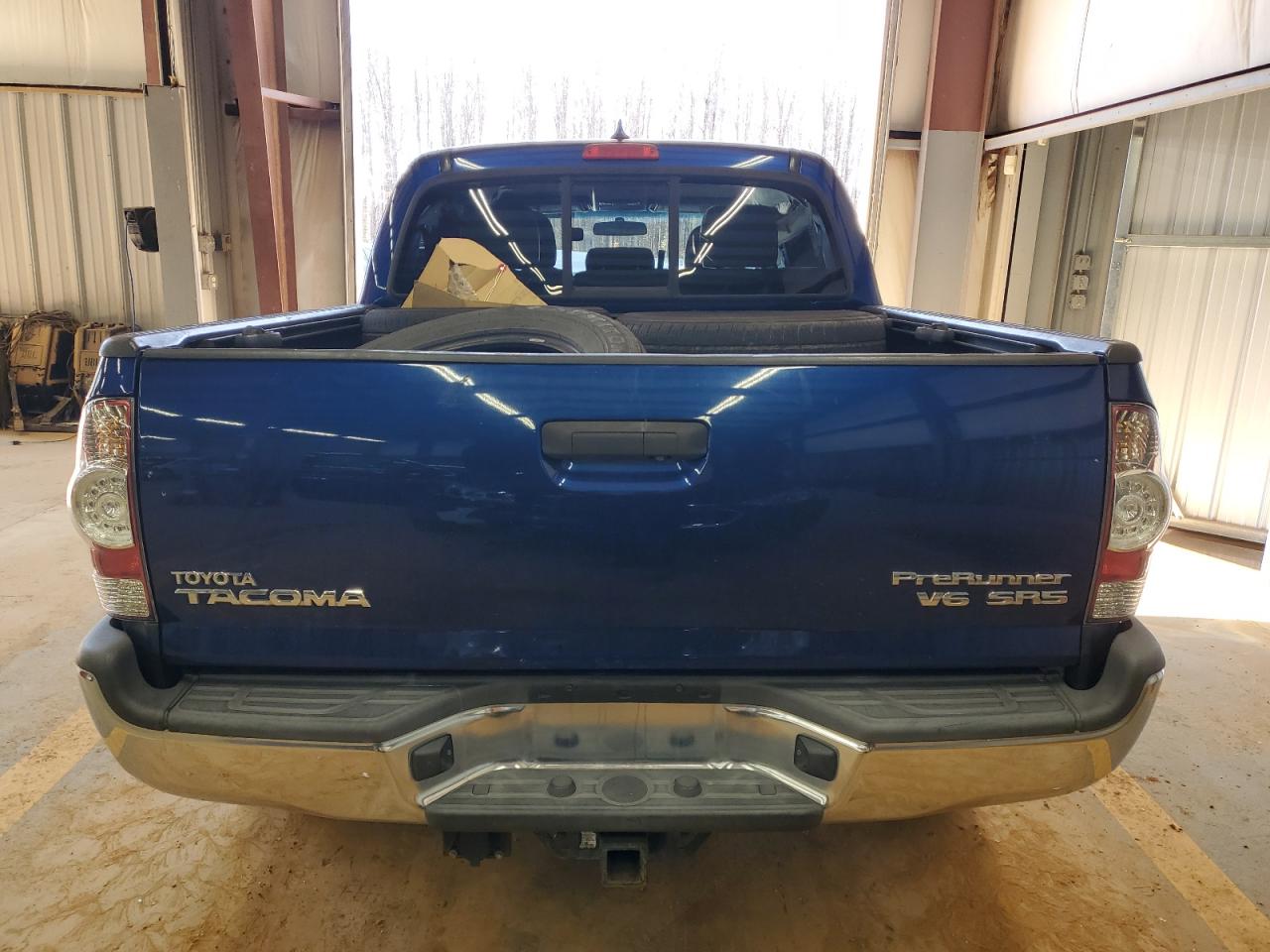 2015 Toyota Tacoma - Image 6