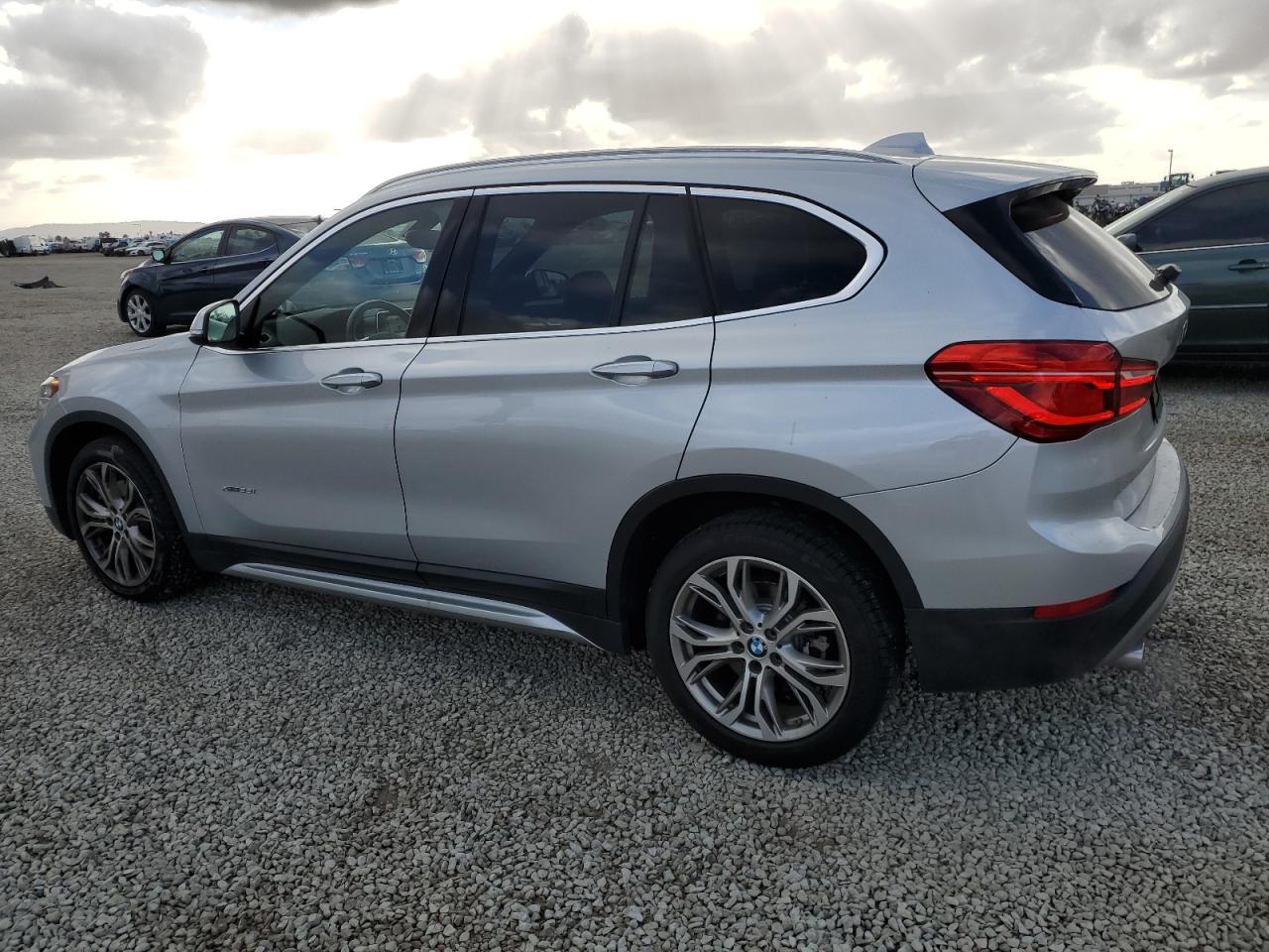 2016 BMW X1 - Image 2