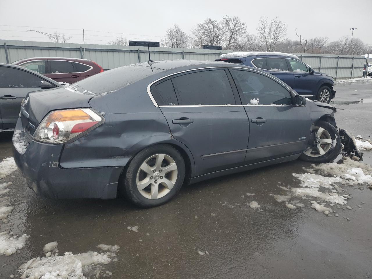 2009 Nissan Altima - Image 3