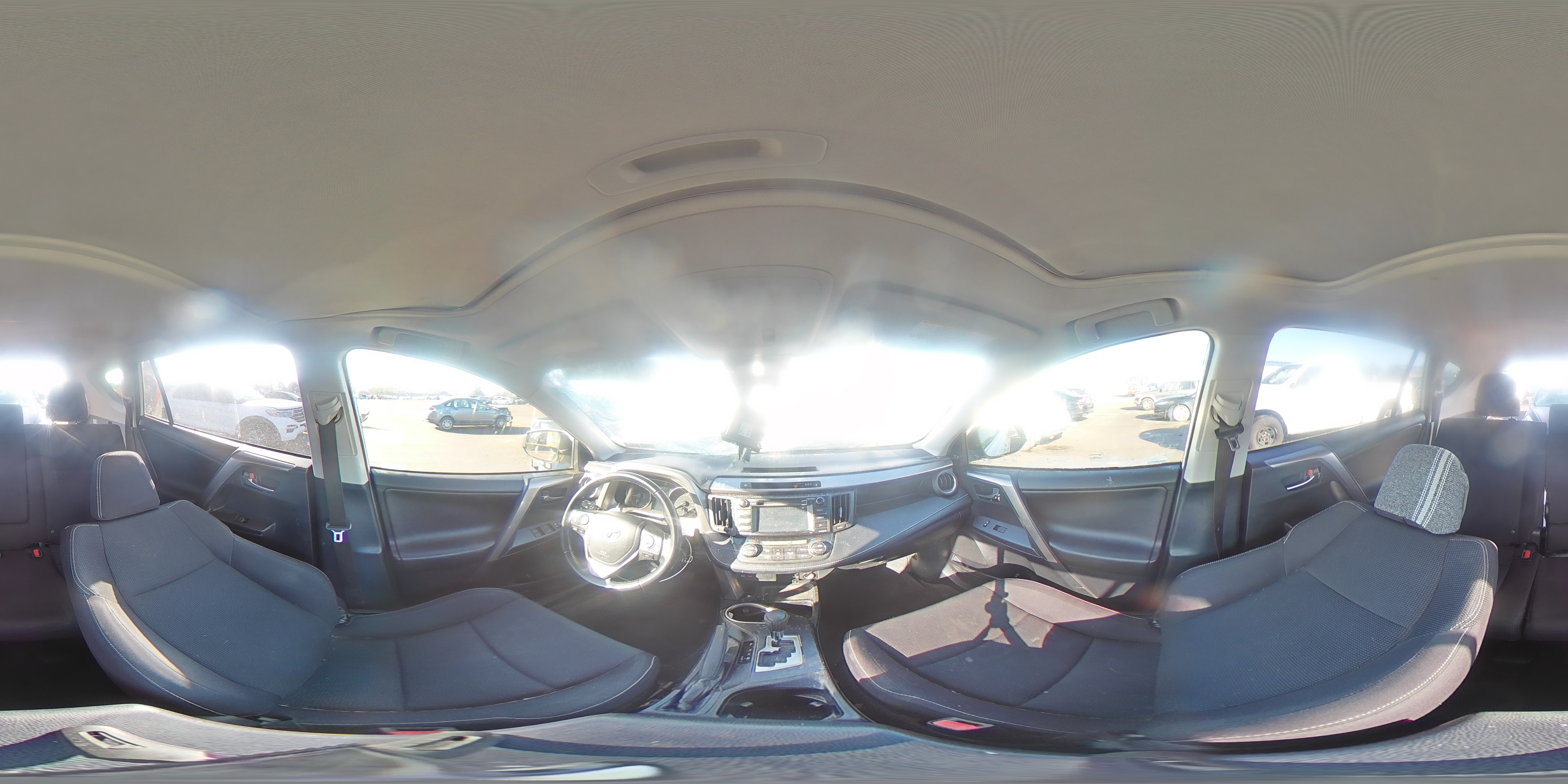 2017 Toyota RAV 4 - Image 13