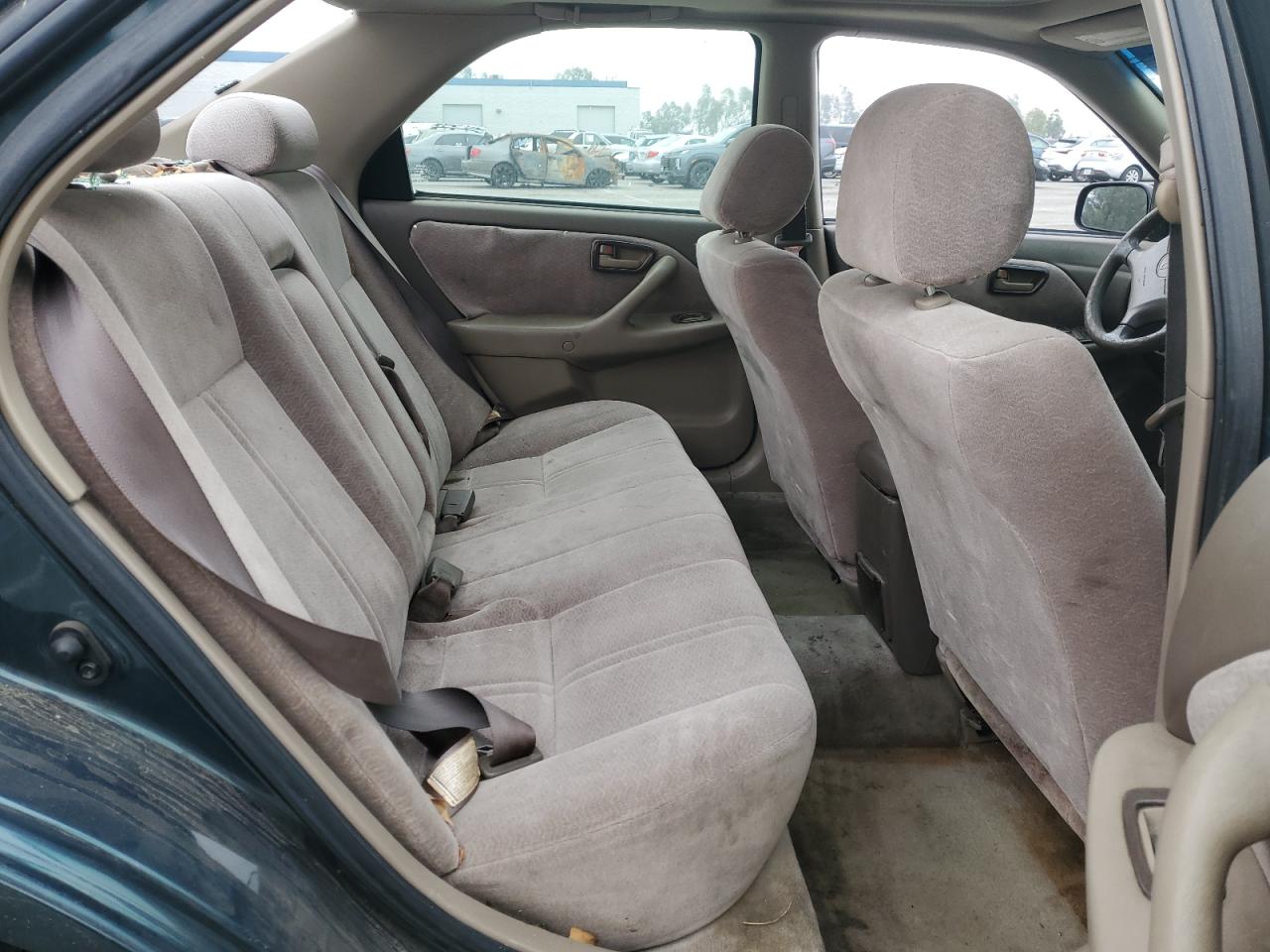 1997 Toyota Camry - Image 10