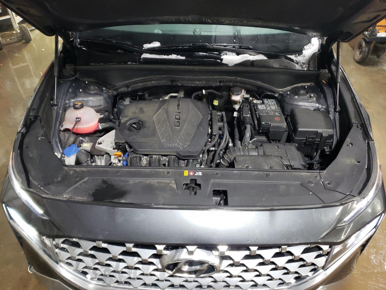 2022 Hyundai Santa Fe - Image 11